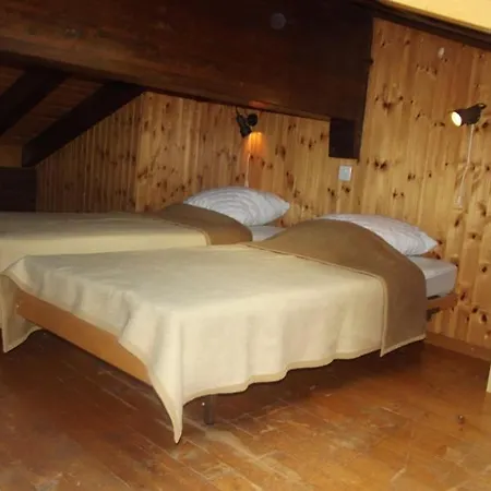 Mayens De L Ours Dz 131 - Mountain 6 Per